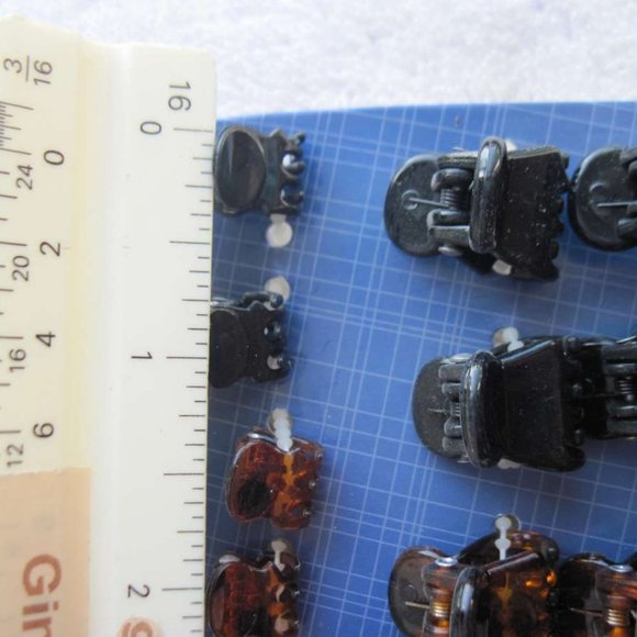 12 Goody Classics Claw Clip Combo Micro Small Adrienne Medium Jaw Hair Clips Set - Picture 2 of 5